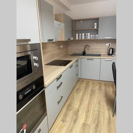 Apartman Solax, Ucnovska 8, Kosice Saca Εξωτερικό φωτογραφία