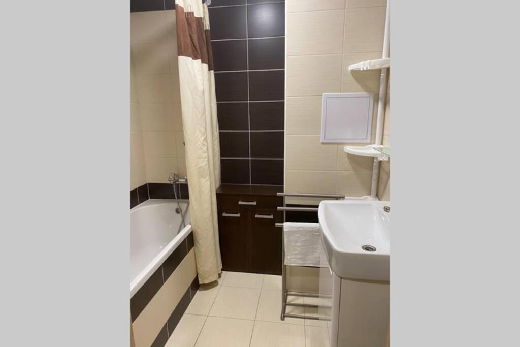 Apartman Solax, Ucnovska 8, Kosice Saca Εξωτερικό φωτογραφία